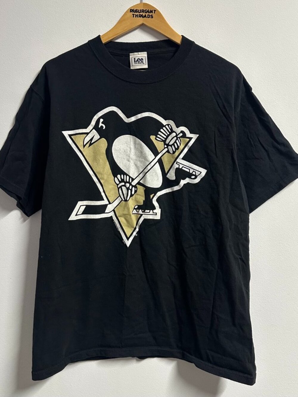 Vintage Lee Sports Pittsburgh Penguins Hockey Tshirt Black Large